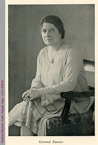 Porträt von Gertrud Bäumer, ca. 1920; Sign.: A-D1-00016, aus: Zahn-Harnack, Agnes von: Die Frauenbewegung, Berlin o.J., S. 240 a. Rechte vorbehalten, freier Zugang.