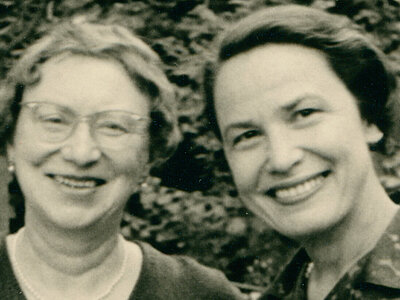 A-F-NLP01-0001-20 Gabriele Strecker und Elisabeth Nölle-Neumann in Neggio, 1963. Rechte vorbehalten - freier Zugang.